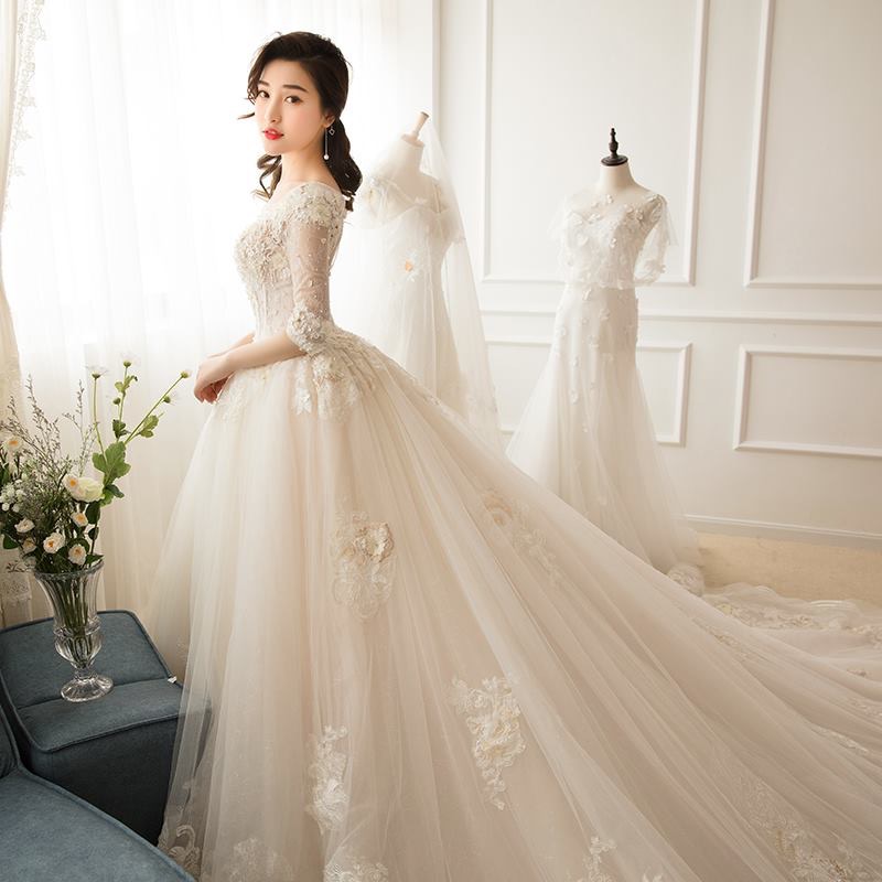 Váy cưới tay bồng thời thượng  Thời trang  Việt Giải Trí