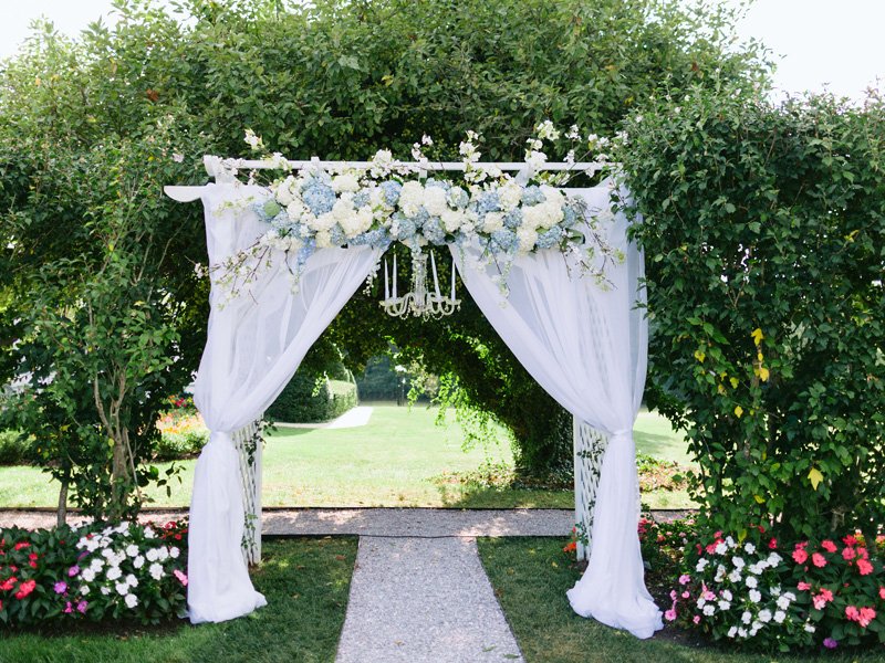 Cổng hoa cưới đẹp, ấn tượng, sang trọng